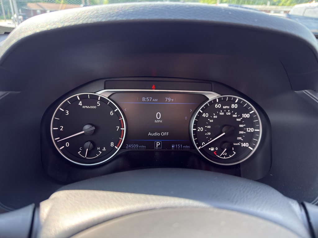 2025 Nissan Altima SV - Photo 17