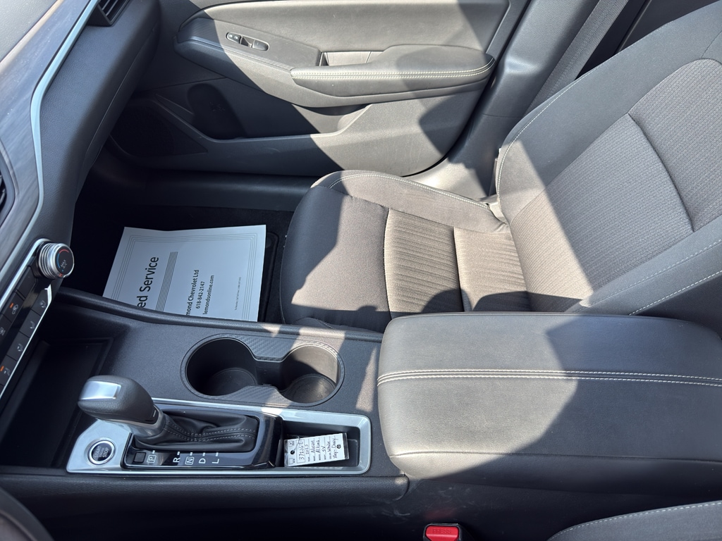 2025 Nissan Altima SV - Photo 23