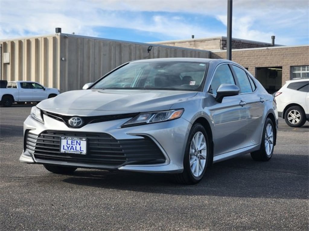 Used 2023 Toyota Camry LE