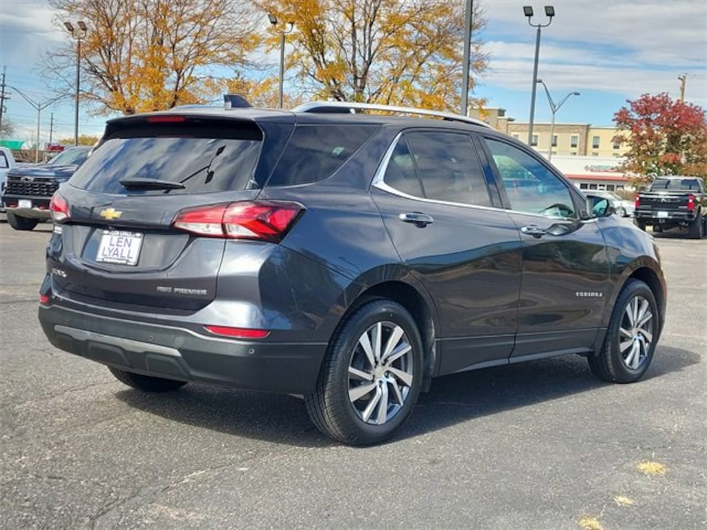 Used 2022 Chevrolet Equinox Premier SUV