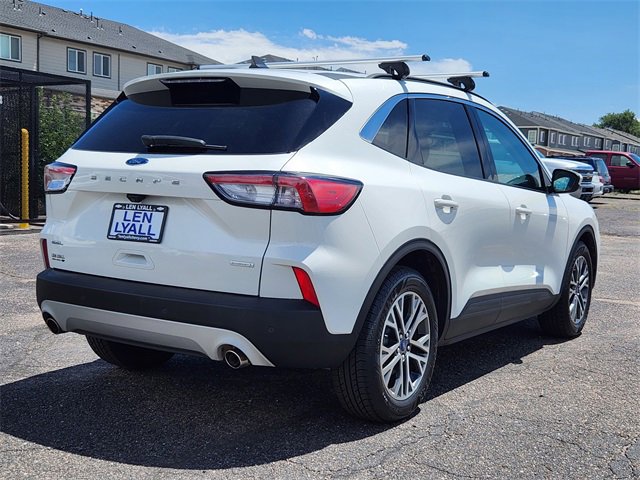 2020 Ford Escape SEL photo 3