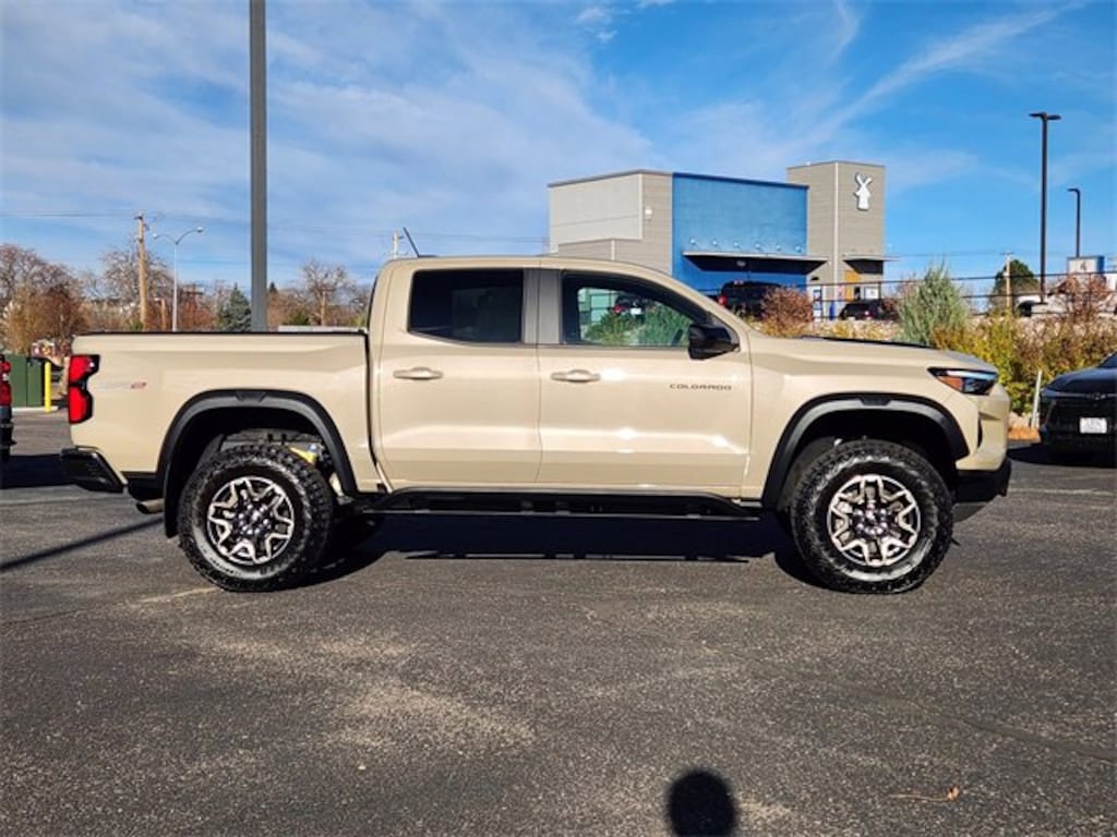 Used 2024 Chevrolet Colorado ZR2 Truck