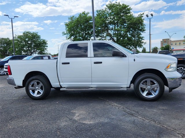 2021 Ram 1500 Classic Tradesman photo 2