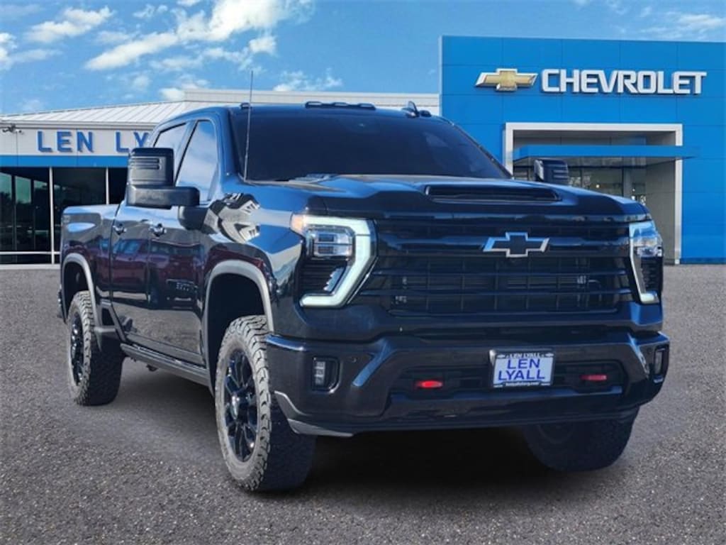Used 2025 Chevrolet