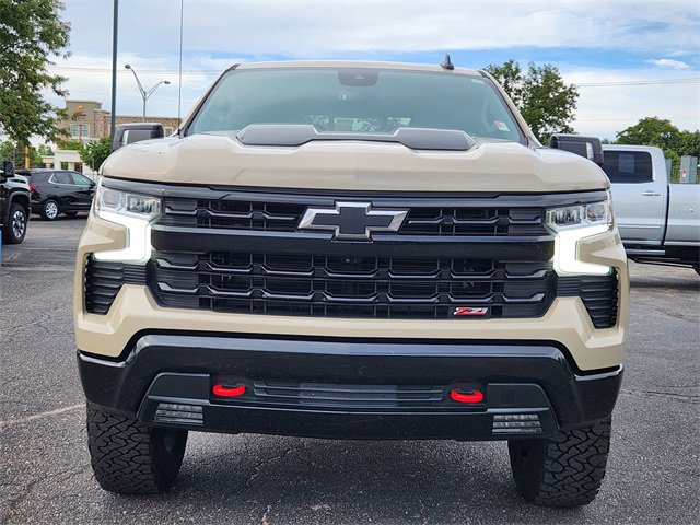 2023 Chevrolet Silverado 1500 LT Trail Boss photo 3