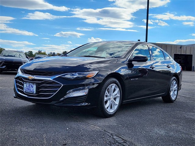 2024 Chevrolet Malibu 1LT photo 4