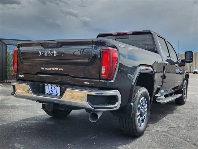 2021 Gmc Sierra 2500 HD SLT photo 3