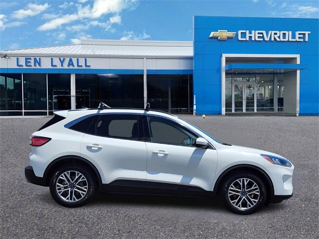 2020 Ford Escape SEL photo 2