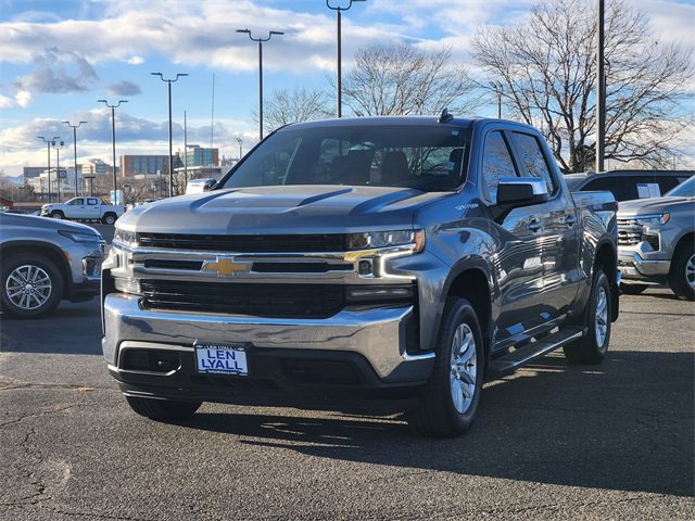 2022 Chevrolet Silverado 1500 LT photo 4