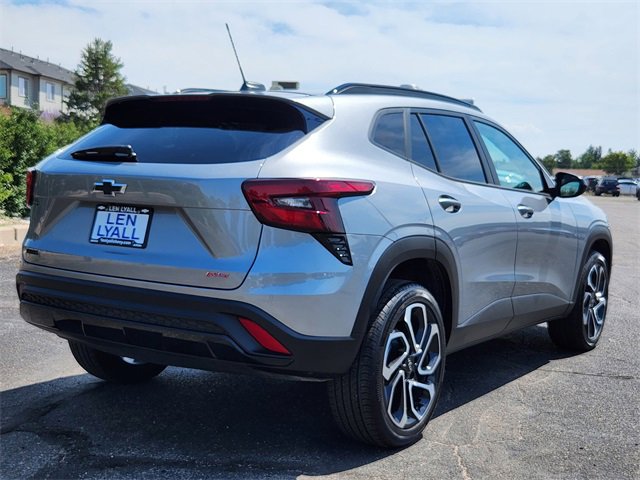 2024 Chevrolet Trax photo 3