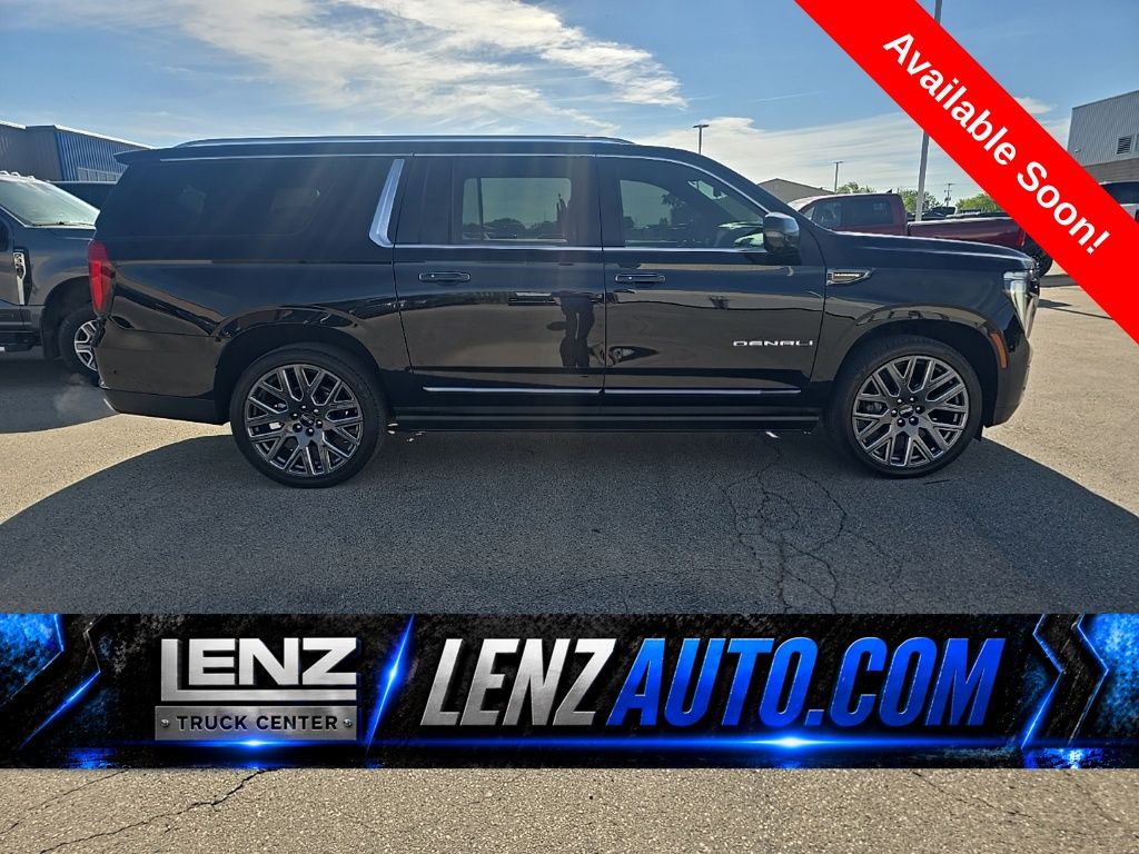 2025 GMC Yukon Denali Ultimate AWD's photo