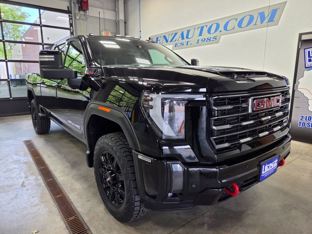 Used 2024 GMC Sierra 2500HD 4x4 Crew Cab AT4 Truck