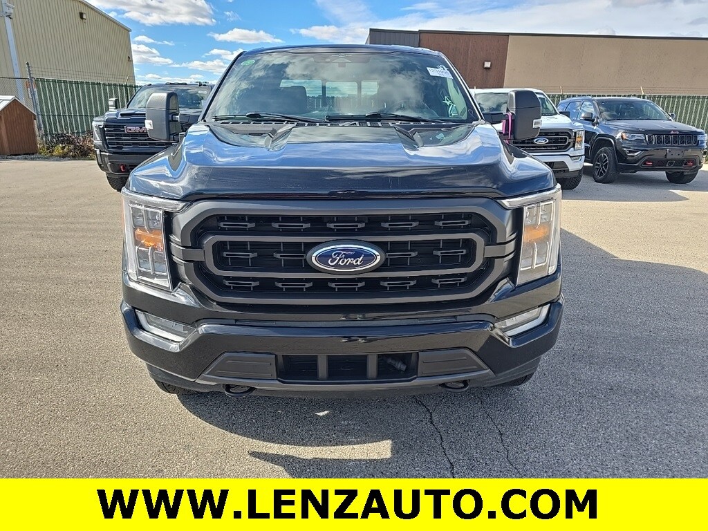 2023 Ford F-150 XLT photo 2