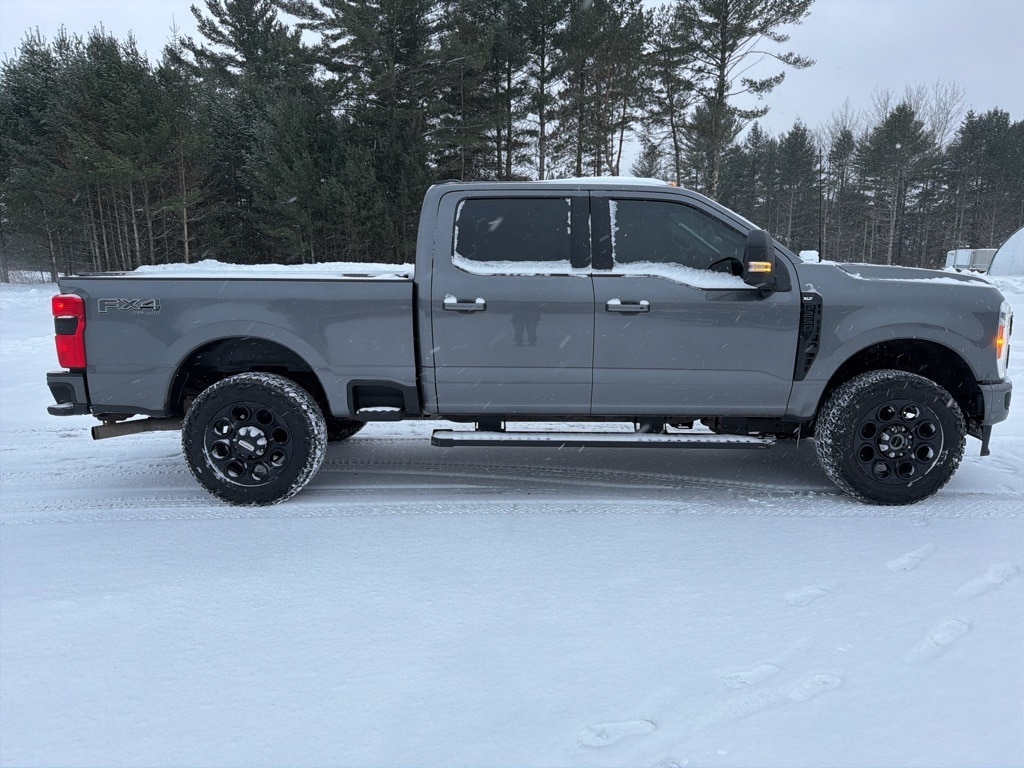 Used 2023 Ford F-250SD XLT Truck