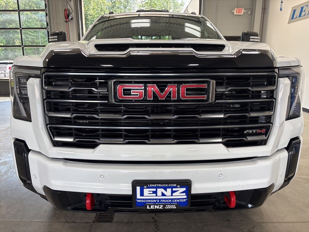 2025 Gmc Sierra 2500 HD AT4 photo 3