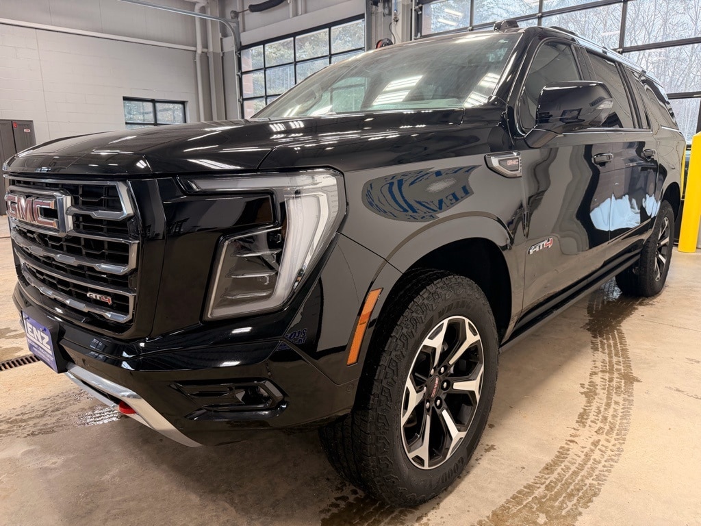 Used 2025 GMC Yukon XL AT4 4WD SUV