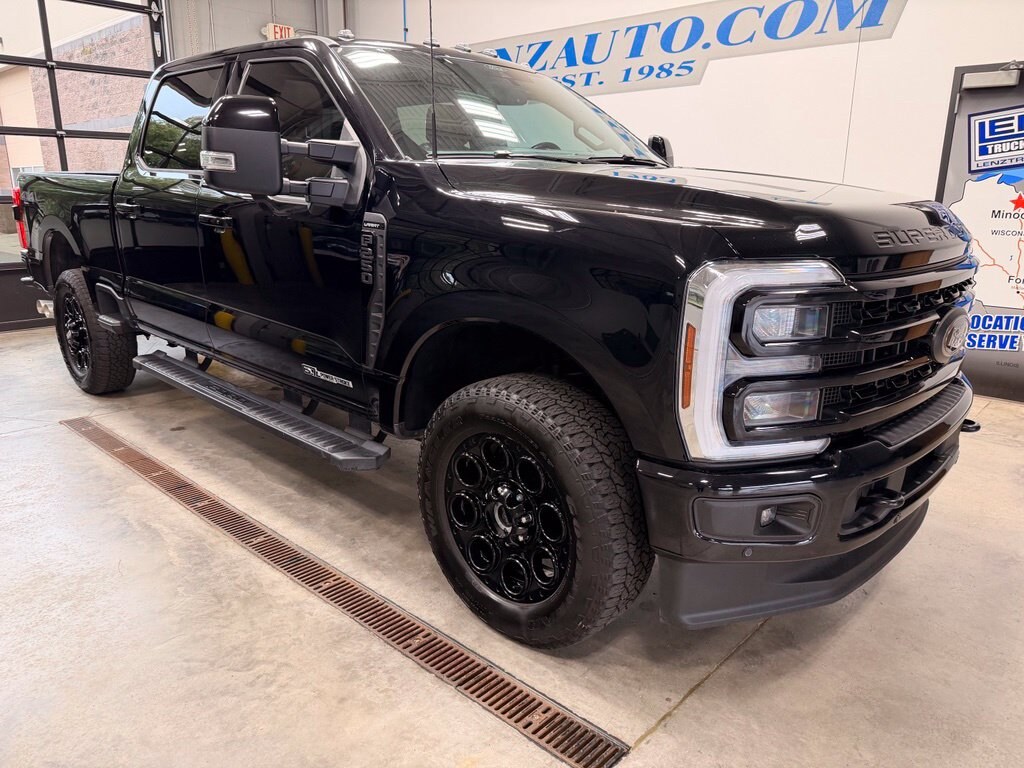 Used 2024 Ford F-250SD 4x4 Crew Cab Lariat Truck