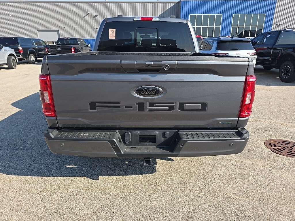 2022 Ford F-150 XLT photo 4