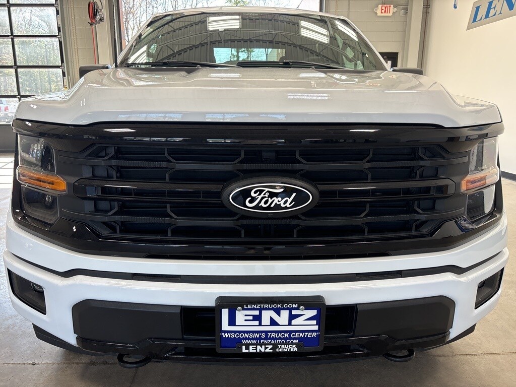 2024 Ford F-150 XLT photo 3