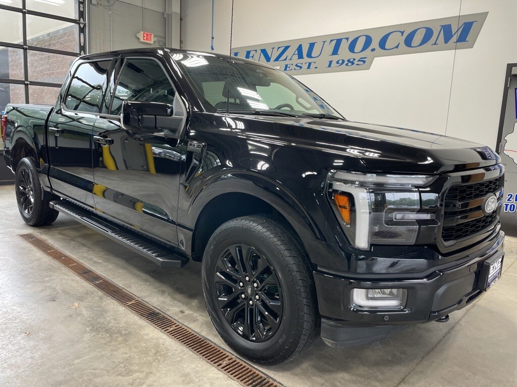 2024 Ford F-150 Lariat photo 2