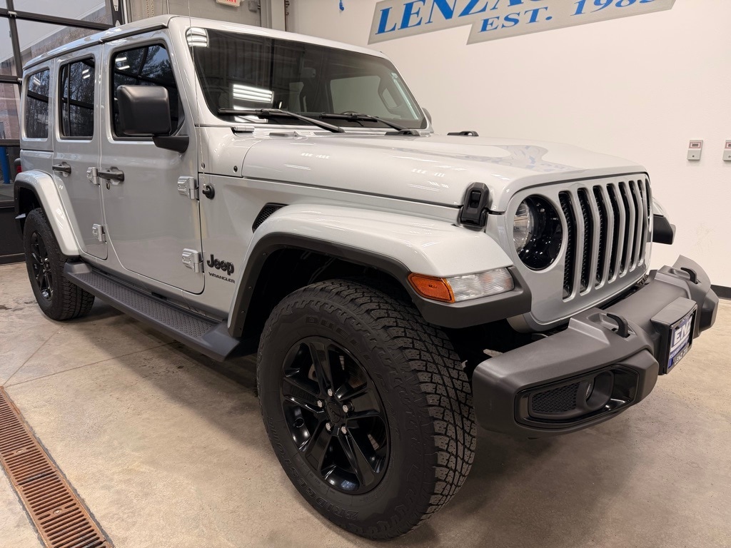 Used 2023 Jeep Wrangler 4x4 Unlimited Sahara SUV