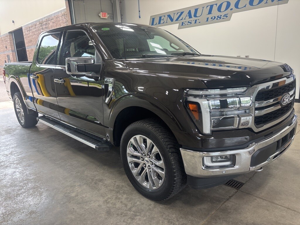 2024 Ford F-150 Lariat photo 2