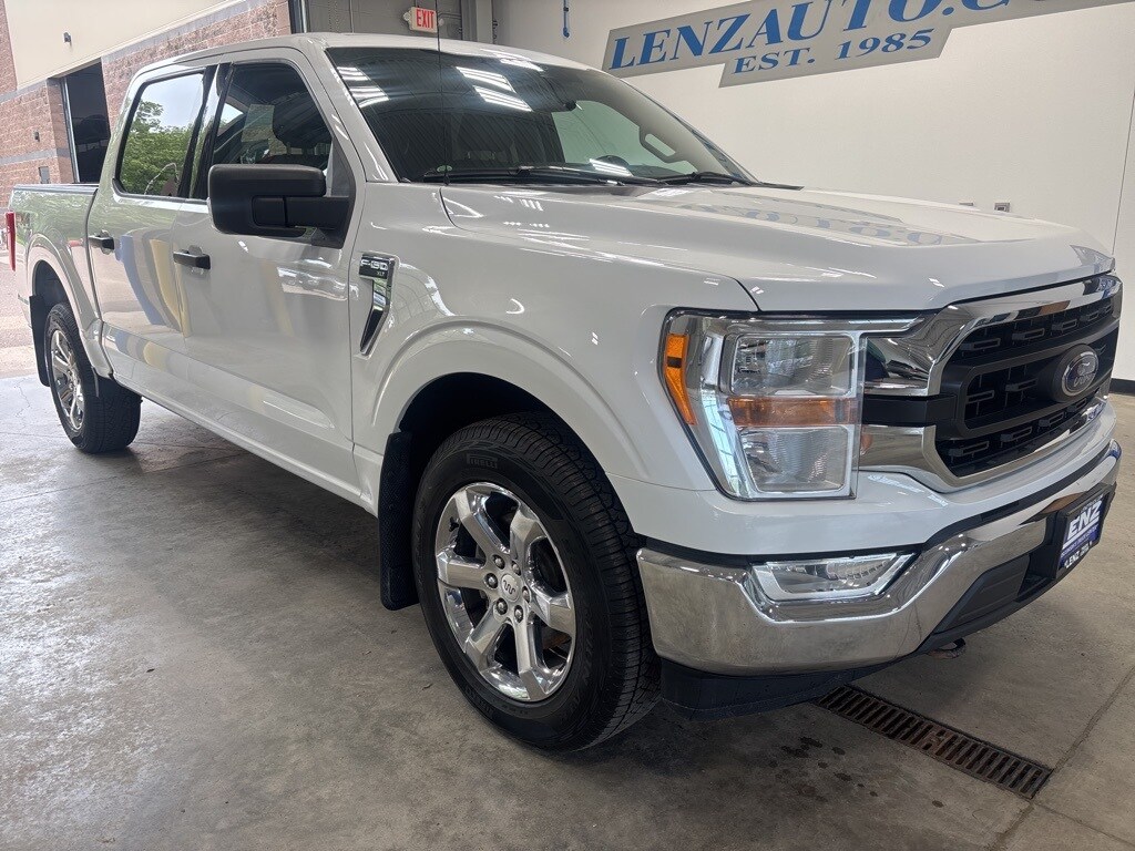 2021 Ford F-150 XLT photo 2