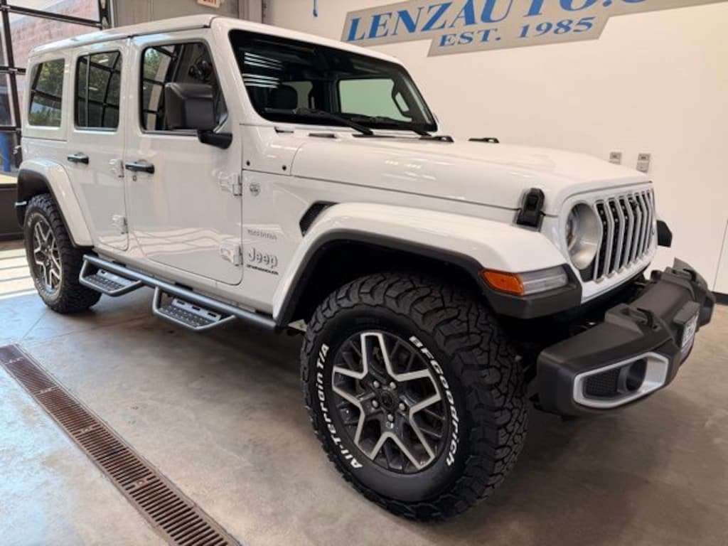 Used 2024 Jeep Wrangler Unlimited Sahara JL SUV