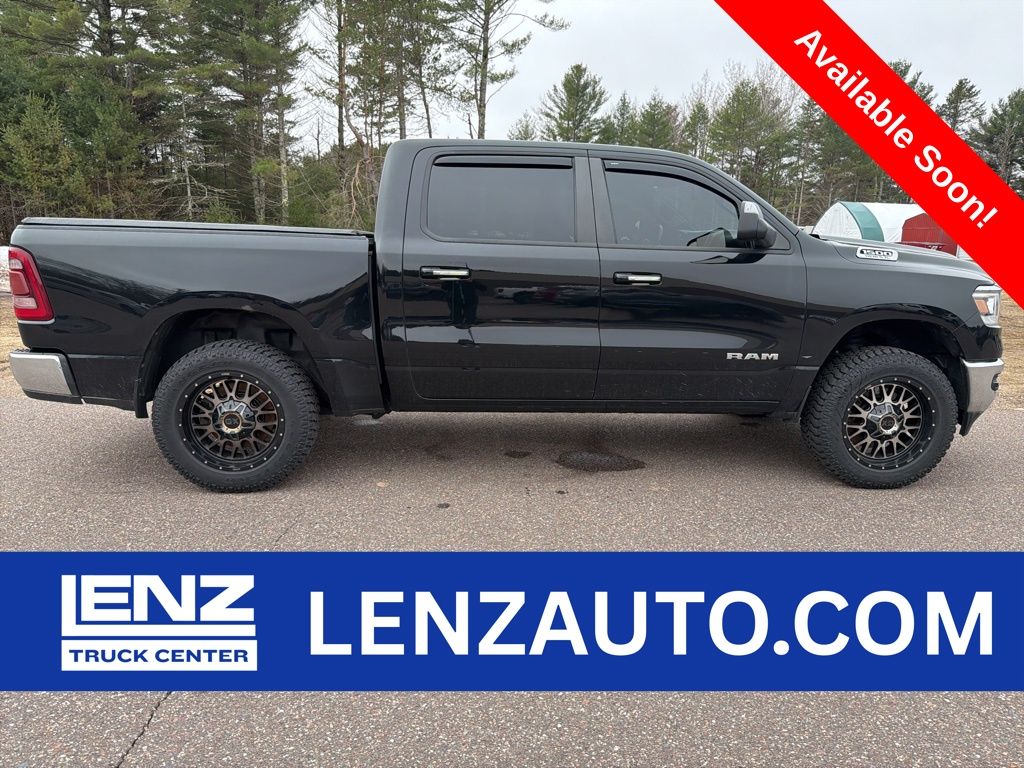 2019 RAM 1500 Big Horn/Lone Star 4x4 Crew Cab 5'7's photo