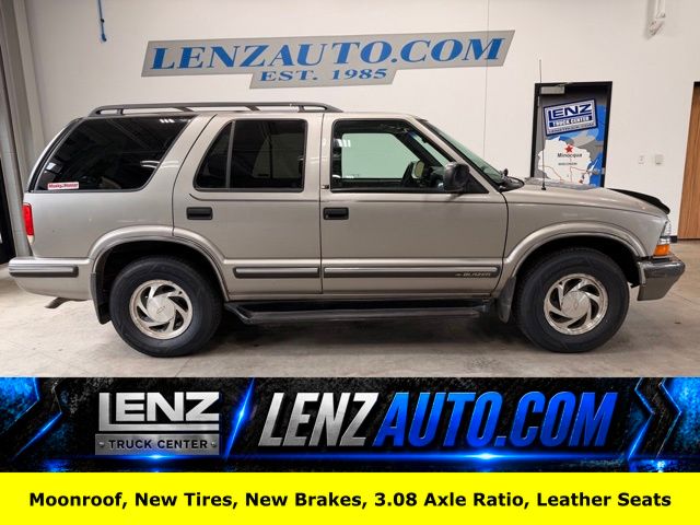 1999 Chevrolet Blazer 4X4's photo