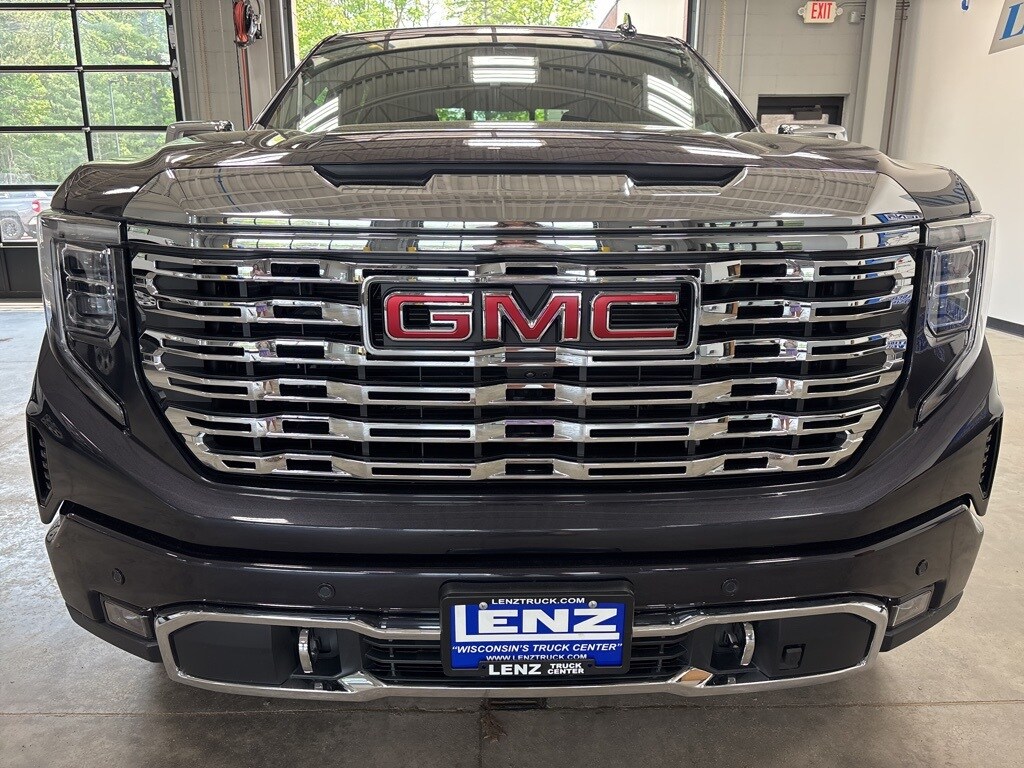 2024 Gmc Sierra 1500 Denali photo 2