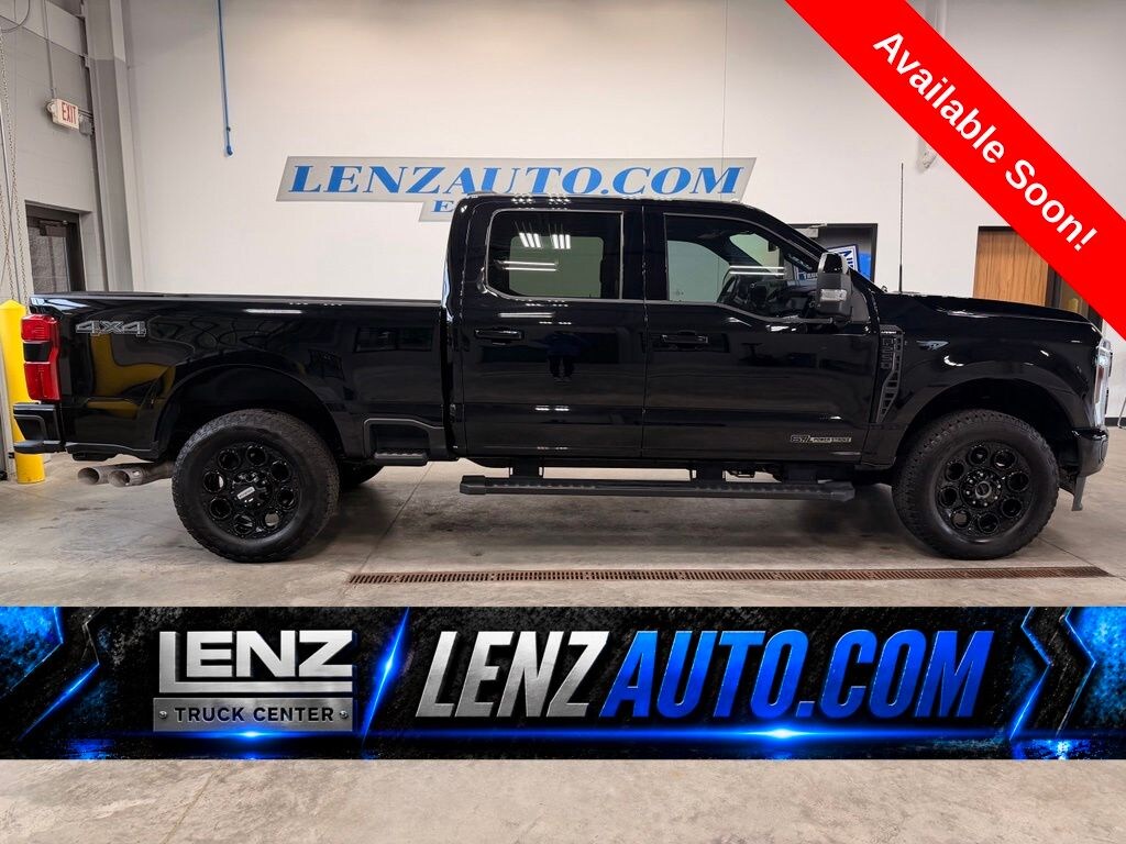Used 2024 Ford F-250SD 4x4 Crew Cab Lariat Truck