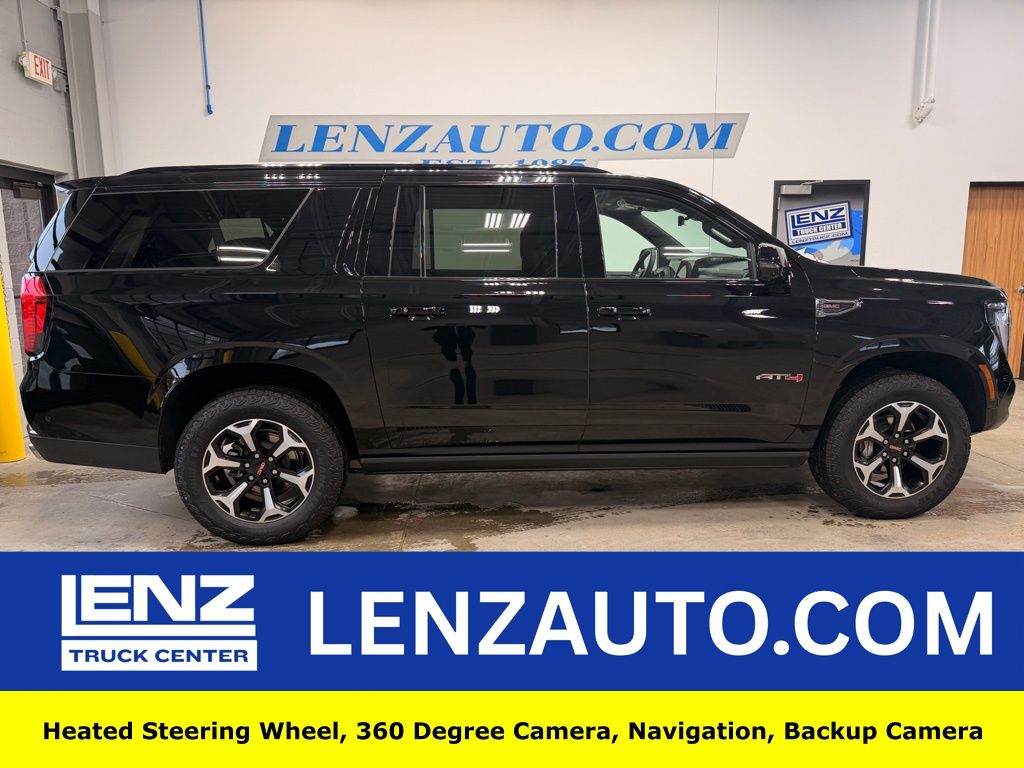 2025 GMC Yukon AT4 4X4's photo