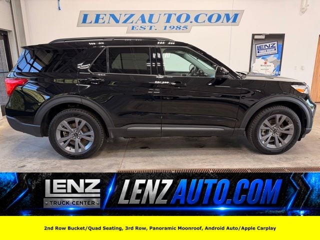 2024 Ford Explorer XLT 4WD's photo