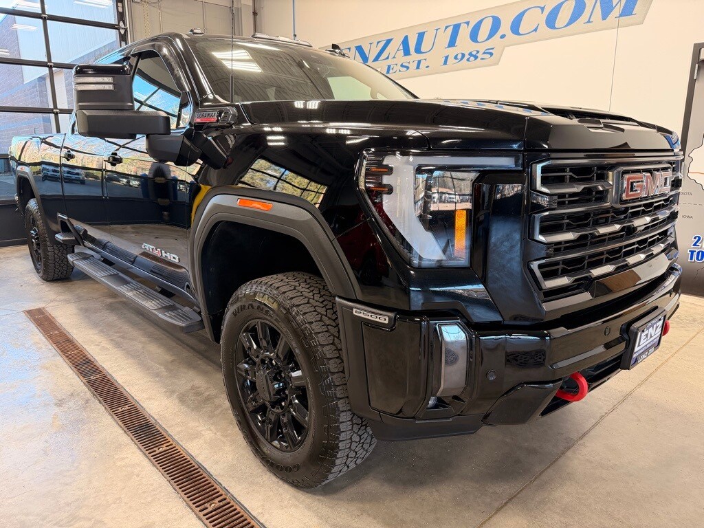 2024 Gmc Sierra HD AT4 photo 2