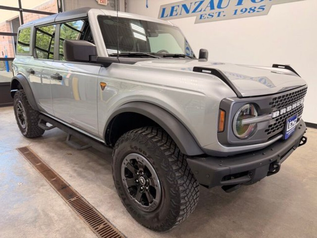 Used 2021 Ford Bronco Badlands 4WD SUV