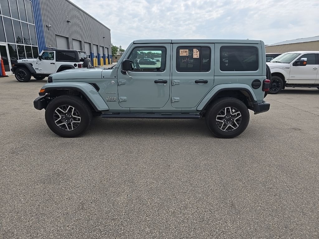 Used 2024 Jeep Wrangler 4x4 Unlimited Sahara SUV