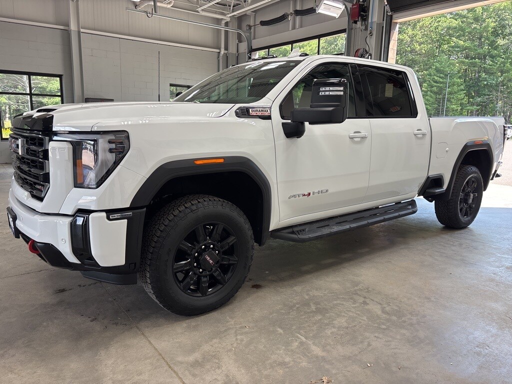 2025 Gmc Sierra 2500 HD AT4 photo 4