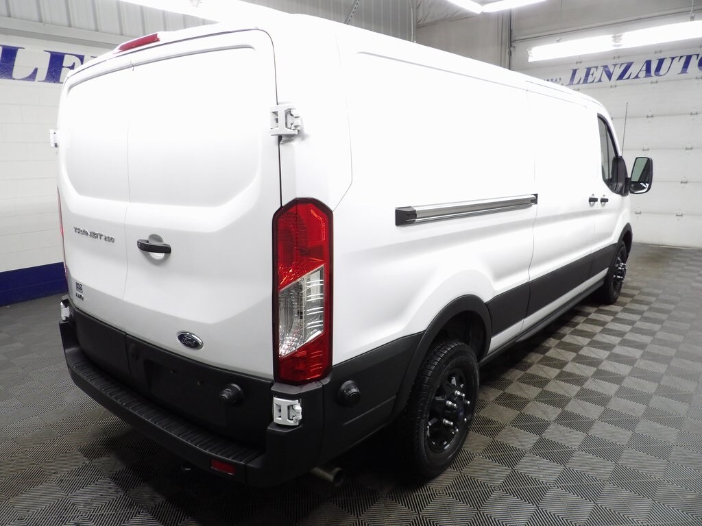 2024 Ford Transit photo 4