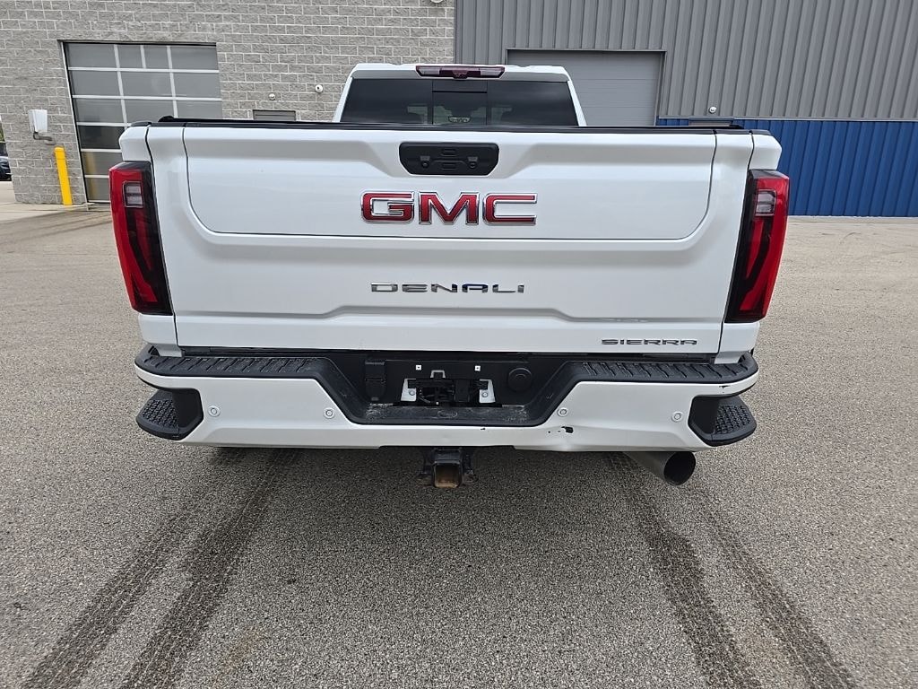 Used 2025 GMC Sierra 3500HD 4x4 Crew Cab Denali DRW Truck