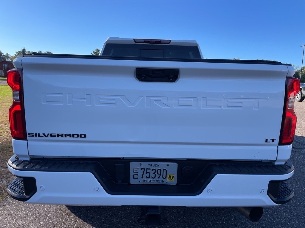 2024 Chevrolet Silverado 3500HD LT photo 4