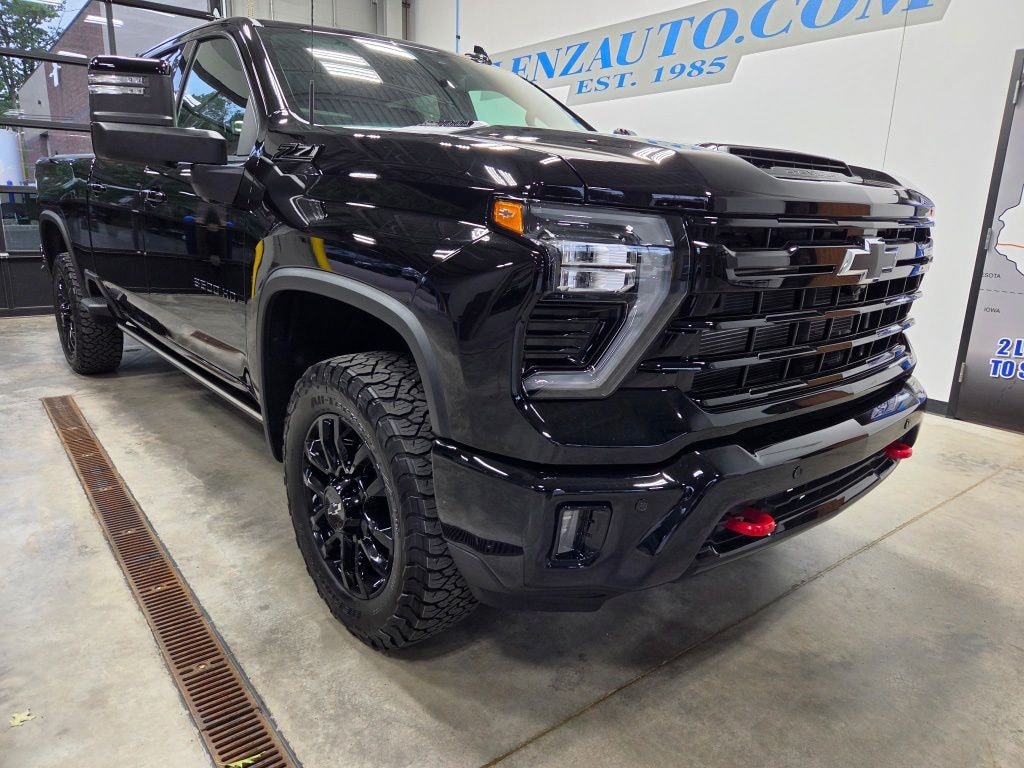 Used 2026 Chevrolet Silverado 3500HD 4x4 Crew Cab LTZ SRW Truck