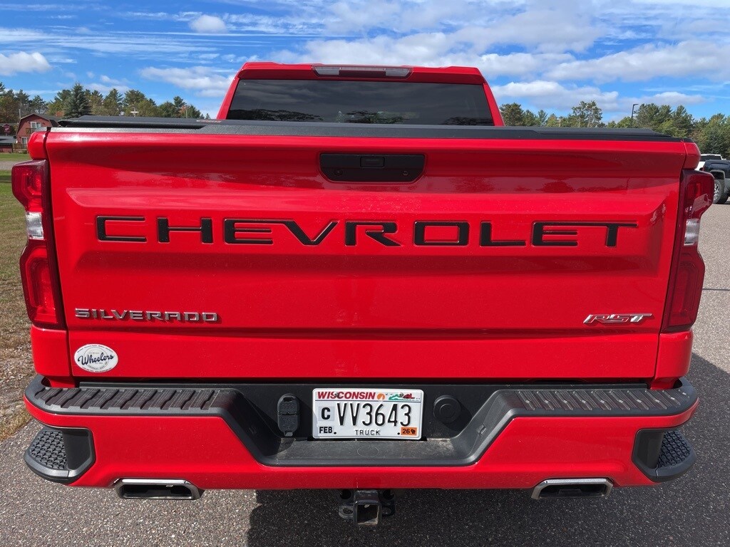 2020 Chevrolet Silverado 1500 RST photo 4