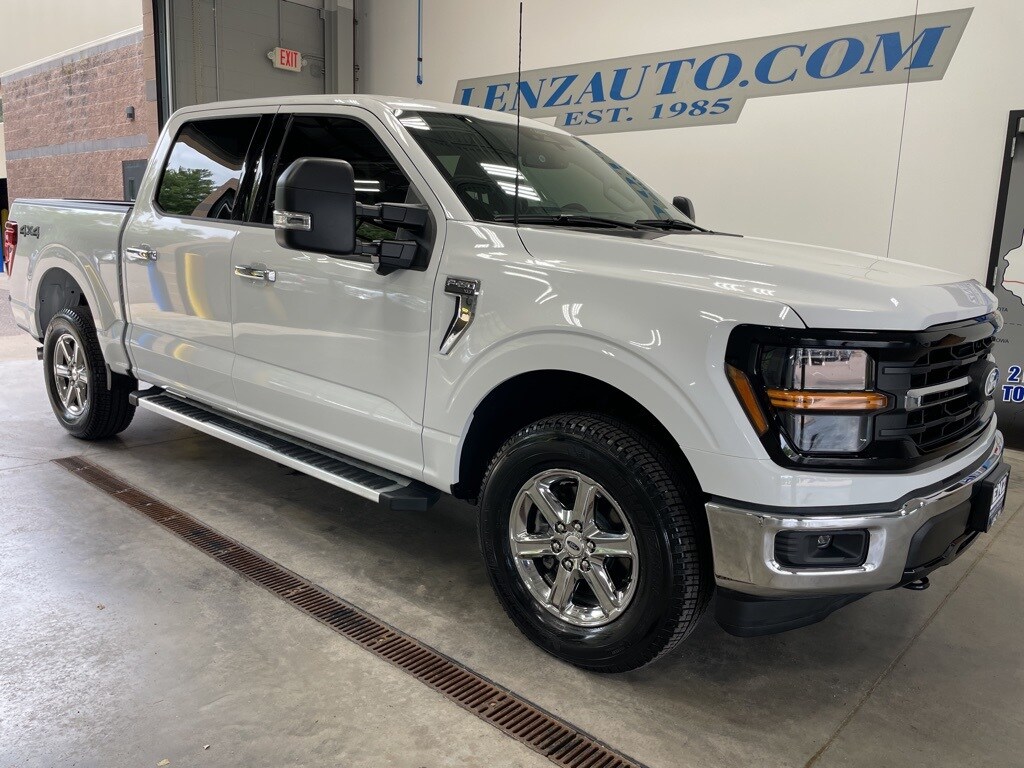 2024 Ford F-150 XLT photo 2