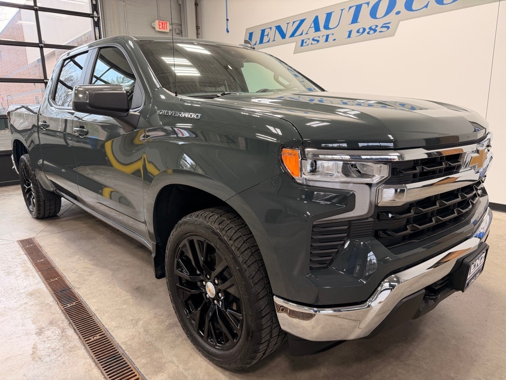 Used 2025 Chevrolet Silverado 1500 4x4 Crew Cab LT Truck