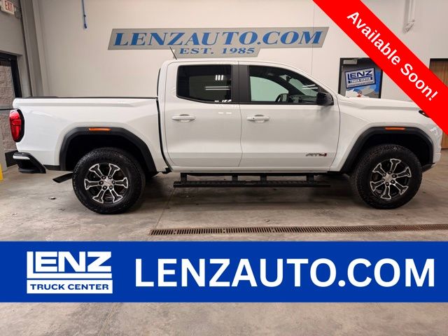 2023 GMC Canyon's photo