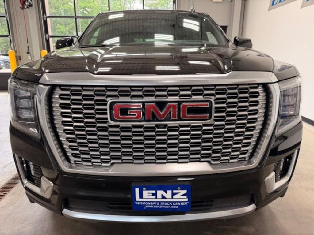 Used 2024 GMC Yukon Denali 4WD SUV