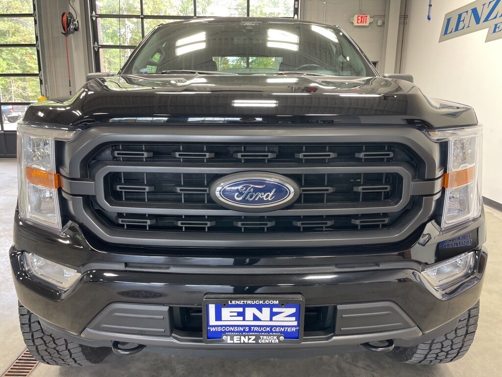 2022 Ford F-150 XLT photo 3