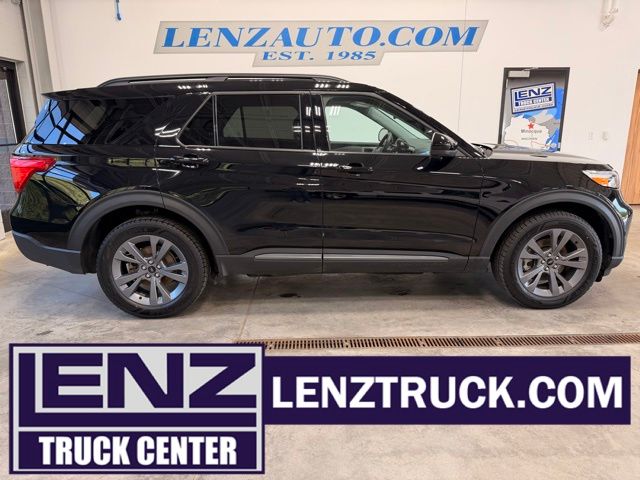 2024 Ford Explorer XLT 4WD's photo