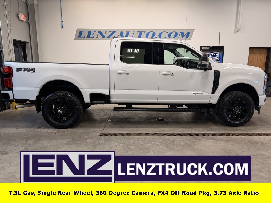 2025 Ford F-350 Super Duty XLT's photo